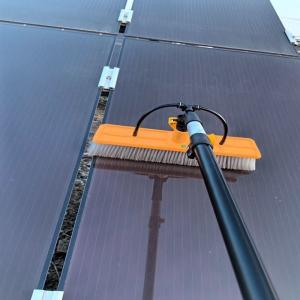 Good Solar Panel Manual Water Spray Brush with WLS-2-4J and 55 Cm Width Nylon Head