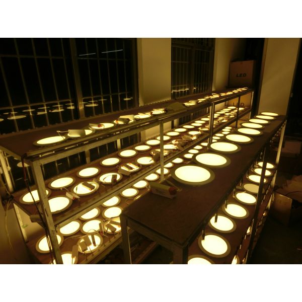 120° View Angle 3 Hours Rechargeable Emergency Led Light Panel 85lm / w 85V - 265V AC