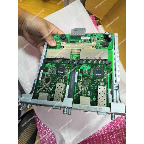 Cisco 3900 Series Routers SM-2GE-SFP-CU 10 / 100 / 1000 Mbps FCC Certifications 1 Year Warranty