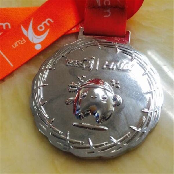 Heavy Duty Zinc Alloy Color Painted Half Marathon Medal, 3D Embossed Event Medal