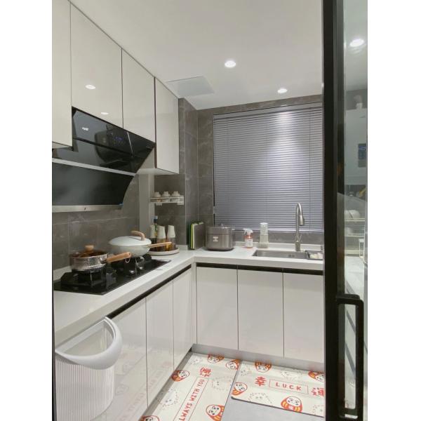 Laminate PVC Finish Customized Modern Design Kitchen Cabinets For Home