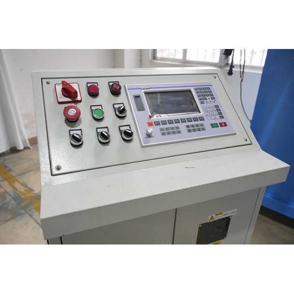 CNC Controlled Sink Panel Welding Machine with Seamless Welding and Precision Alignment for Kitchen Sinks