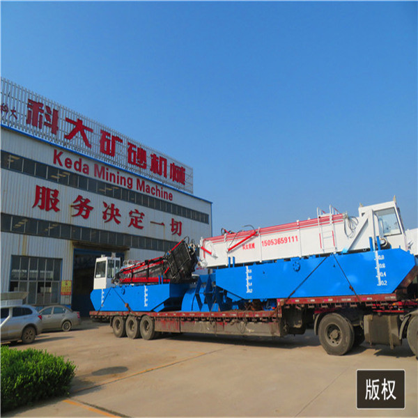 Lake Cleaning 15CBM Aquatic Weed Harvester Water Grass Harvesting Machine