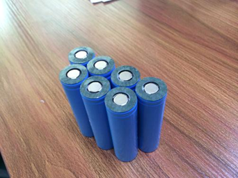 Automatic 18650 21700 insulation paper sticking