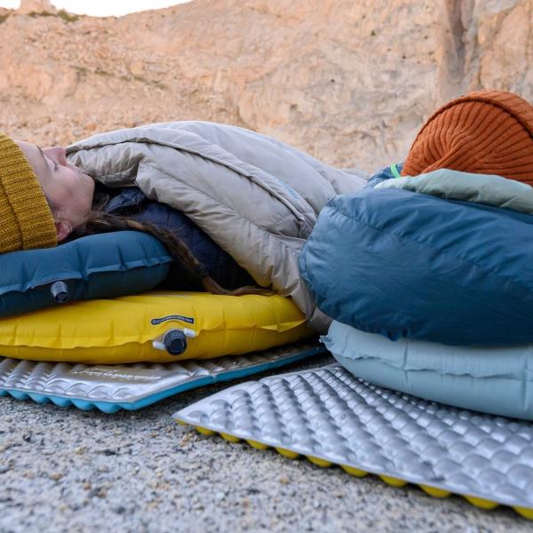 1.4 R Value Lighest Insulated Foam Camping Mat Foam Backpacking Sleeping Pad