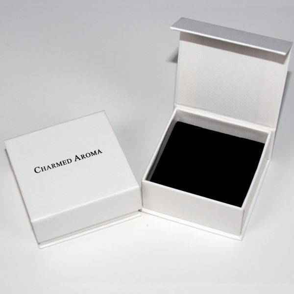 Small Cardboard Magnetic Gift Boxes With Window Lids With Custom Size And Logo