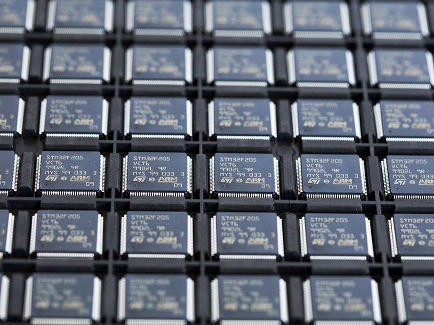 STMicroelectronics STM32L151C8T6 bluetooth Ic Chip 32L151C8T6 Microcontroller