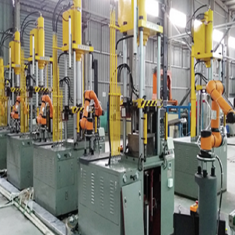 Collaborative Industrial Robot AUBO i3 With AGV For Material Handing As Cobot Robot