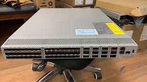 N9K-C93240YC-FX2 Server Hardware Components Switch 48x10/25G SFP+ 12x100G QSFP28