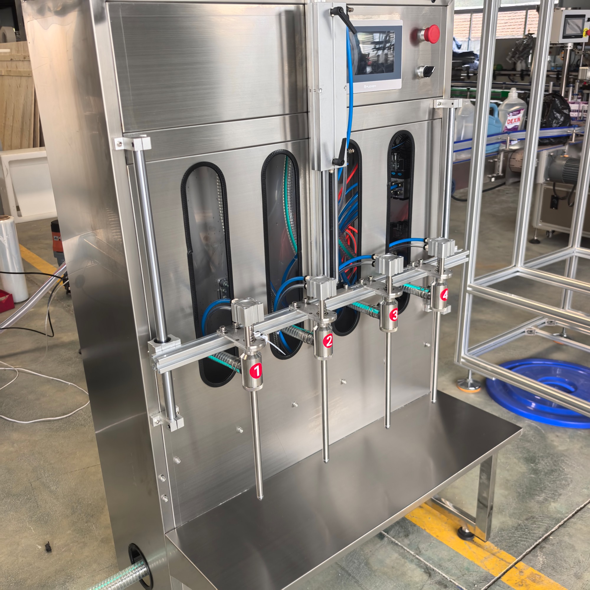 Semi Automatic Gravity Flow Filling Machine with 5 Inch Touch Screen for Beverage Water, Wine, Vinegar, Soy Sauce Mineral Water