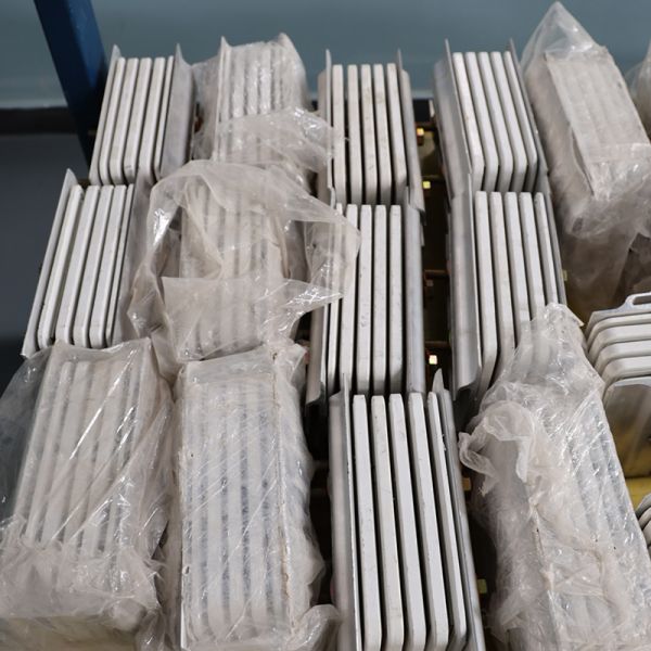 Heavy Duty Copper Conductor Plug In Bus Duct For Industrial Power Distribution And Electrical Projects