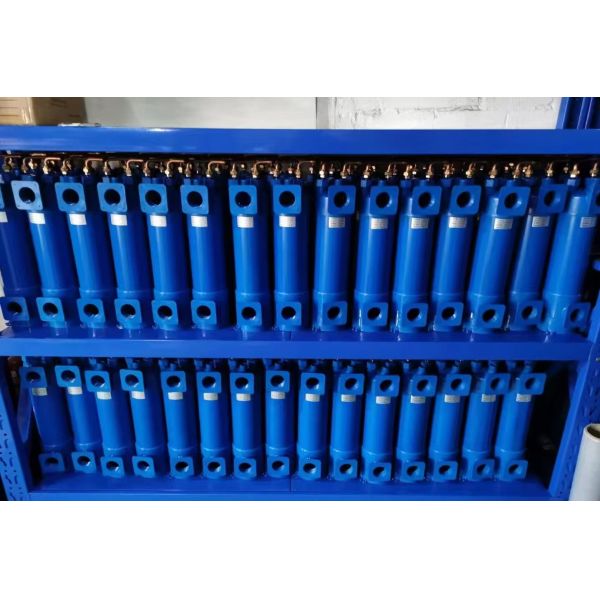 Titanium tube shell heat exchanger for swimming pool