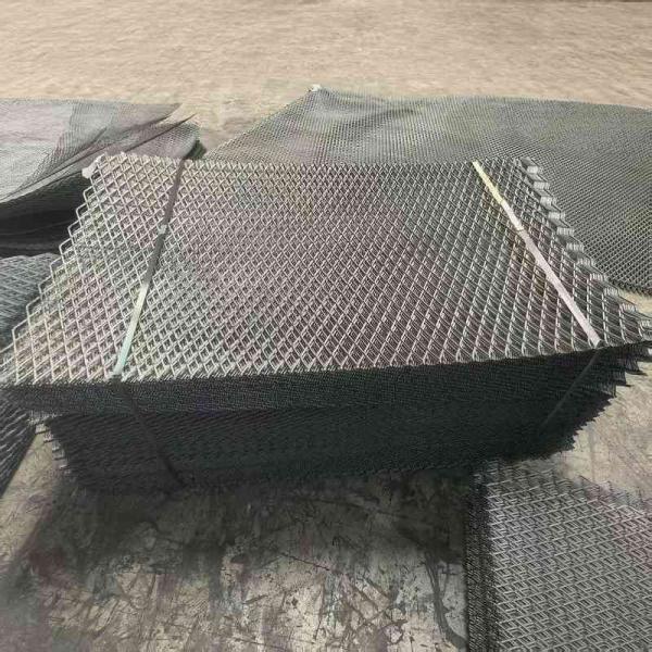 Heavy Duty Low Carbon Steel Metal Walkway Mesh 2-8mm Expanded Galvanized Steel Mesh