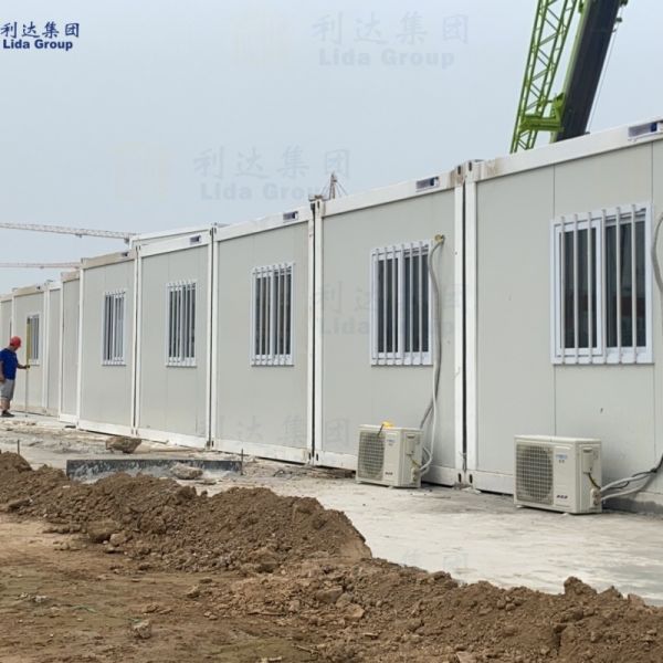 Q345 Q235 Prefab Container House Modern Modular Shipping Container Homes