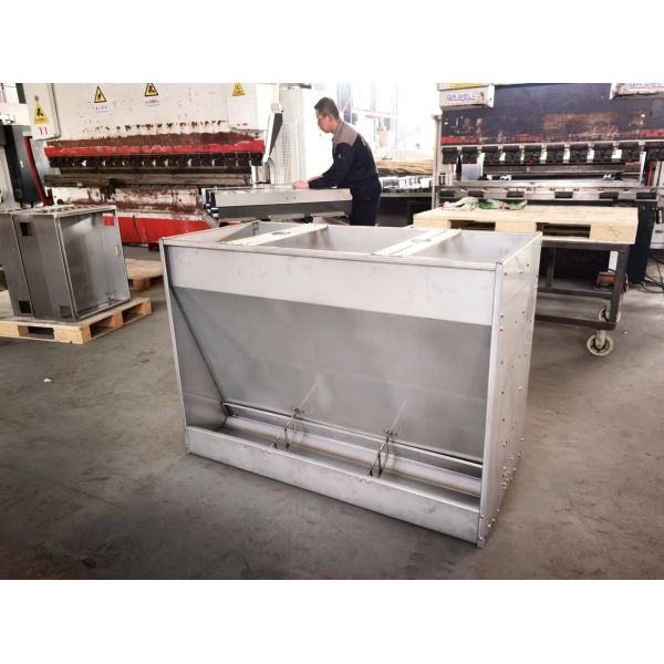 Customized Light Steel Frame House , Galvanized Steel Poultry House