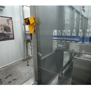 PLC PET Bottle Plastic Capping Machine Automatic High Speed Capper
