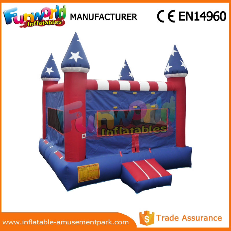 PVC Tarpaulin Commercial Bouncy Castles / Jumping House For Amusement Park