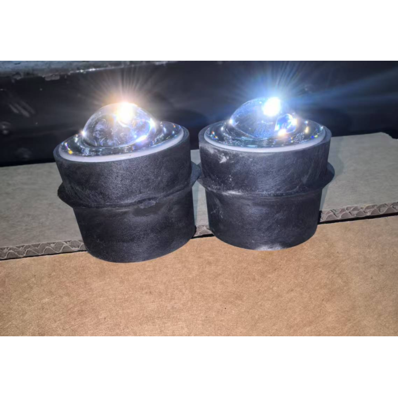 High Reflective Tempered Glass Road Stud with 360° Reflection and Dia5cm*H5cm Size for Enhanced Traffic Safety