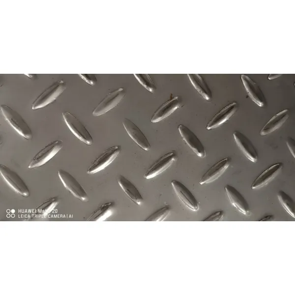 AISI 201 304 316L Cold Rolled Polished Surface Stainless Steel Checker Plate Textured Press Plate