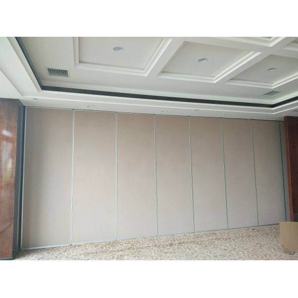 Soundproof Material Wooden Foldable Partition Wall / Aluminium Frame Sliding Room Dividers