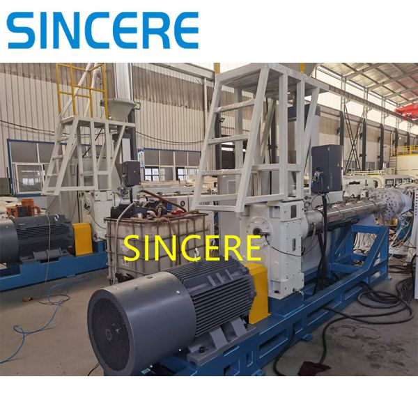 High Speed Plastic HDPE PE Pipe Extrusion Machine