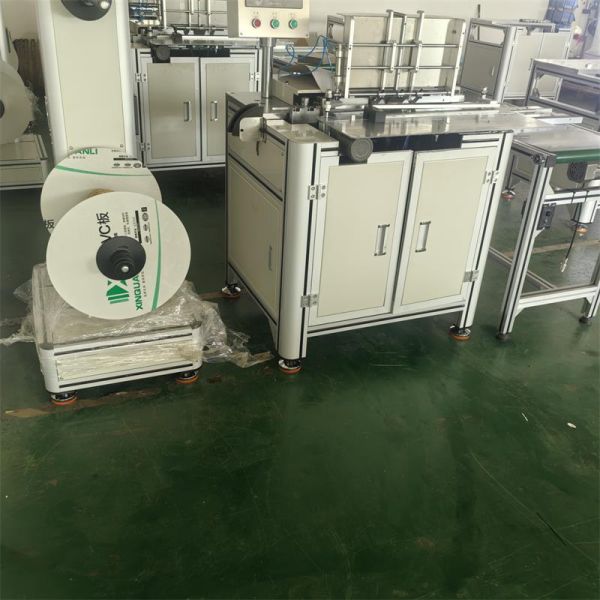 DWC-520A Wire O Binding Machine Calendar Binding Machine Loose Leaf Spiral Twin Ring Wire Notebook Making Machine Suitable 20mm