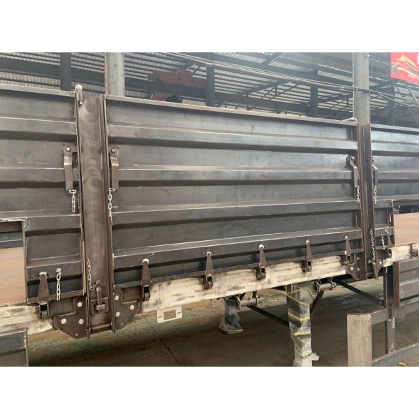 10 Steel Spring Suspension Super Link Side Dump Semi Trailer with 30 tons Max Payload