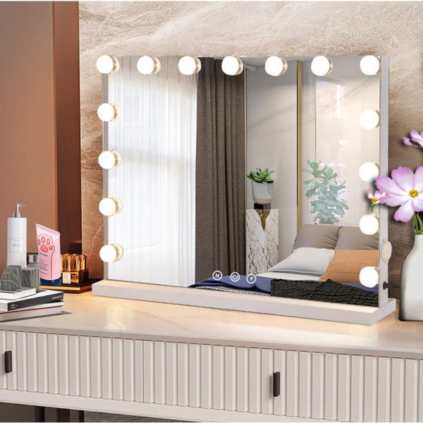 Discover the Secret to Flawless Makeup with Hollywood Mirror