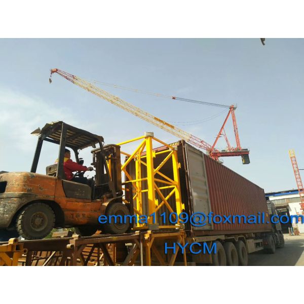 QTZ6513 Top Slewing Tower Crane Free Height 45meters 2.5m Mast Section