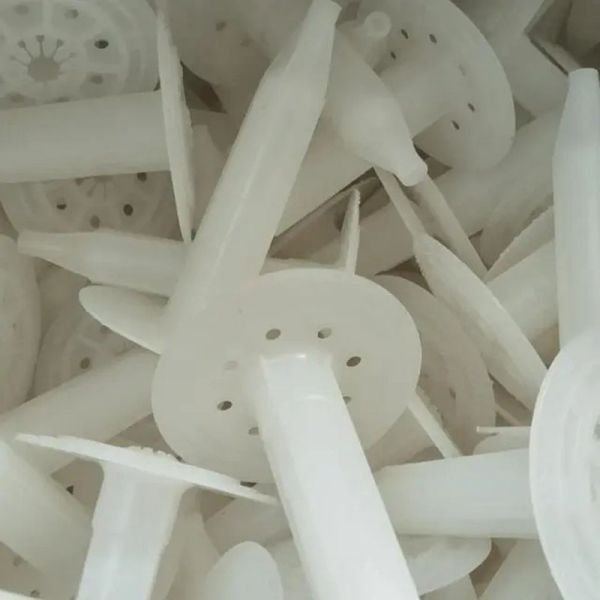 Anti Spin Corrosion Resistant Rigid Foam Board Fasteners Wall Mount With Adjustable Inner Screw Nails