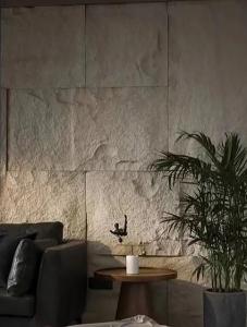 China Polyurethane Man Made Stone Panels Fake Stone Wall Covering 600*600mm on sale
