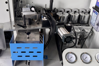 Edge banding machine glue tank and application system